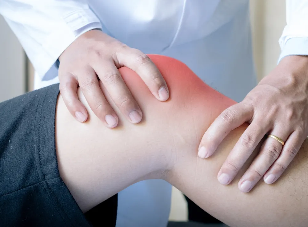 Physiotherapy for Knee Pain available at Vivacare Advanced Physiotherapy & Pain Clinic, Pune